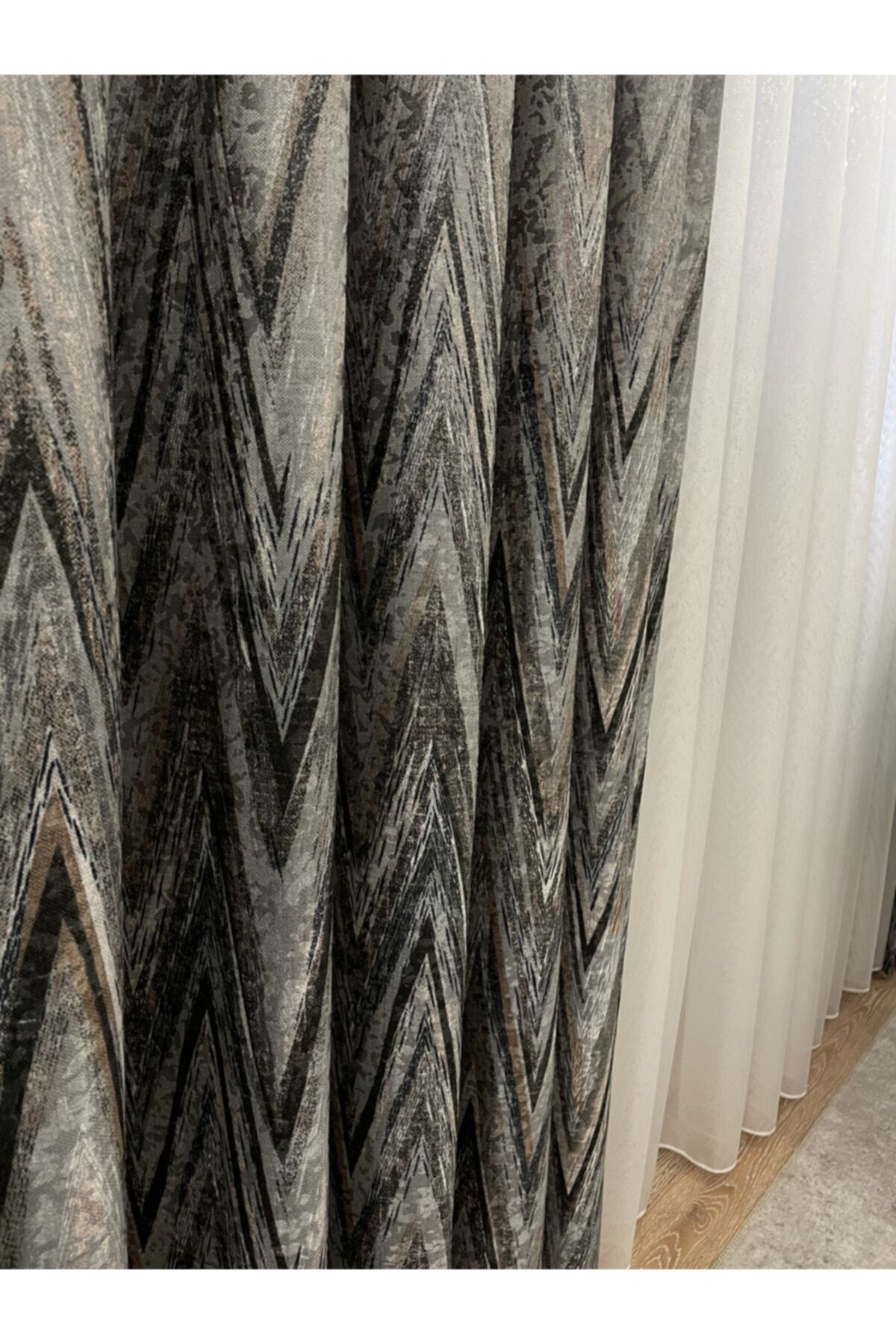 Liva Model 1/2.50 Pleated Blackout Curtain