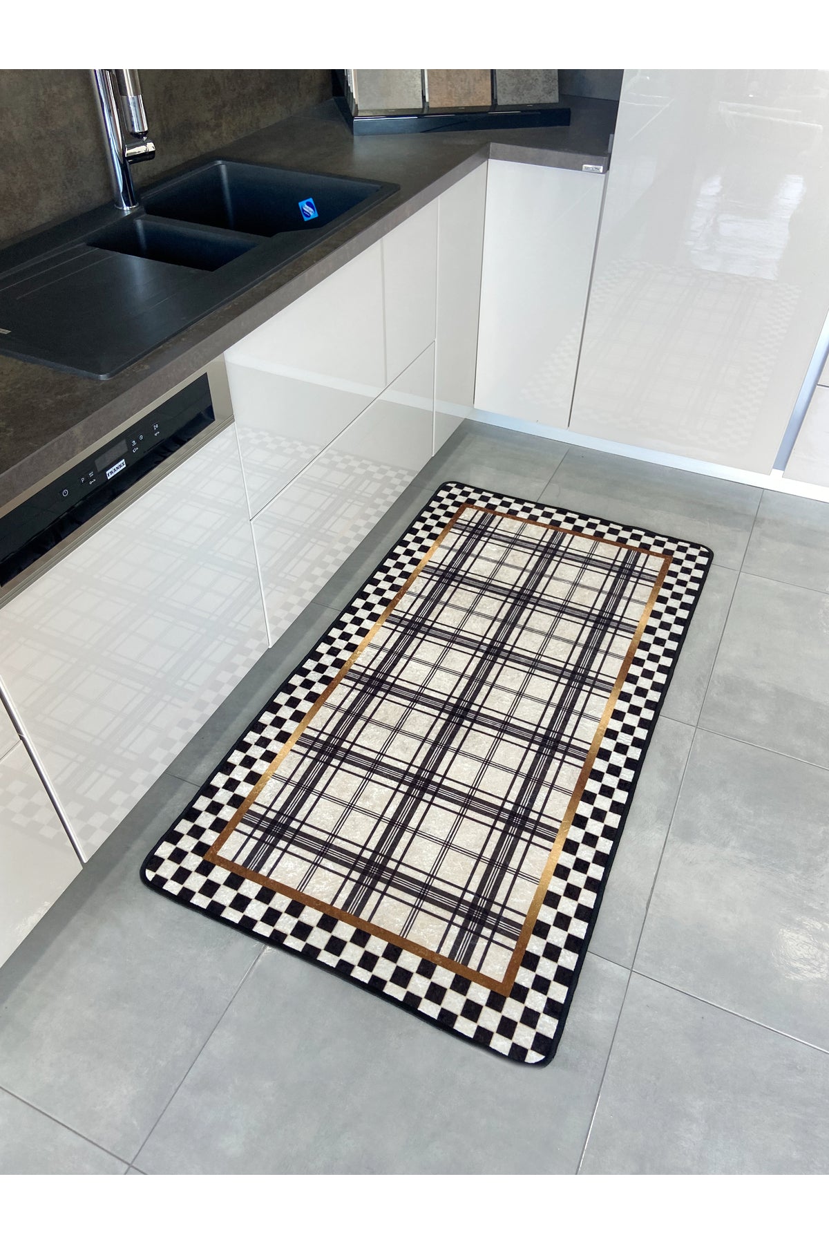 Checkered Plaid Patterned Latex Base Kitchen Rug