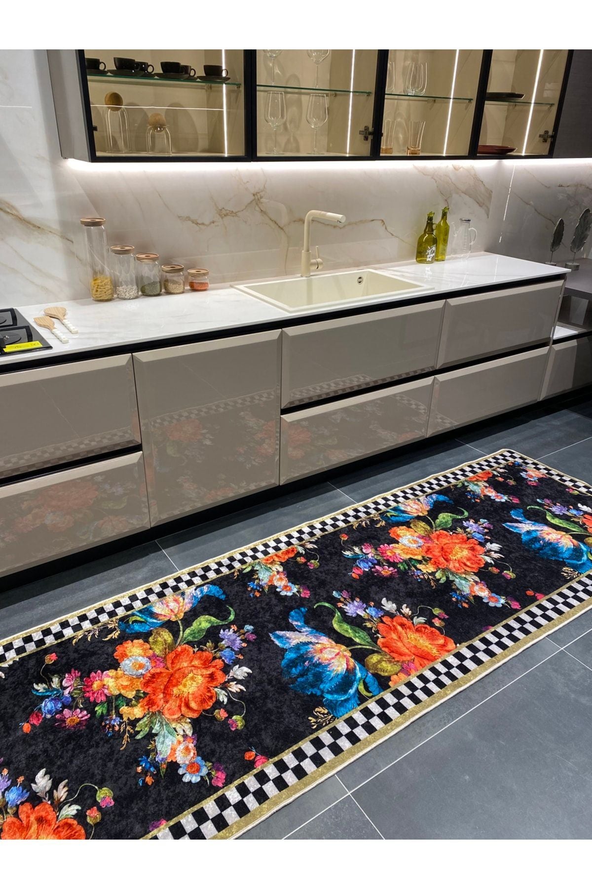 Floral Checkered Latex-Backed Fringe-Free Runner Kitchen Rug