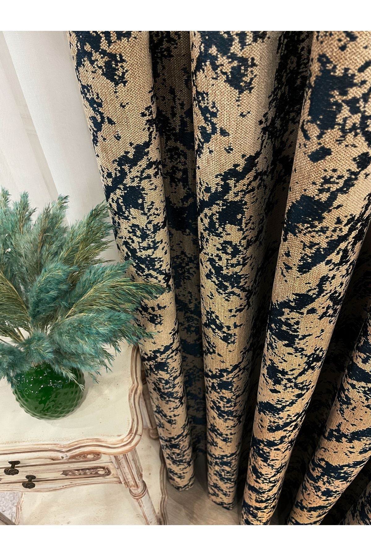 Brown-Navy Blue Chenille Pattern Jacquard 1/3 Dense Pleated Jacquard Blackout Curtain