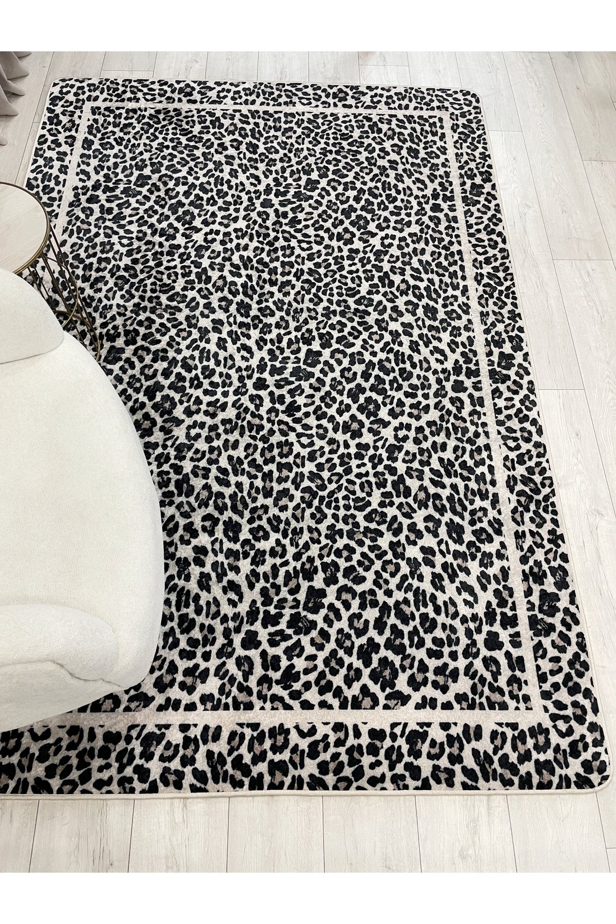 Leopard Pattern Oval Latex Leather Rug