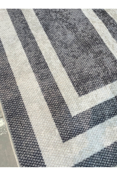 Gray Wicker-Look Bordered Latex Leather Base Rug