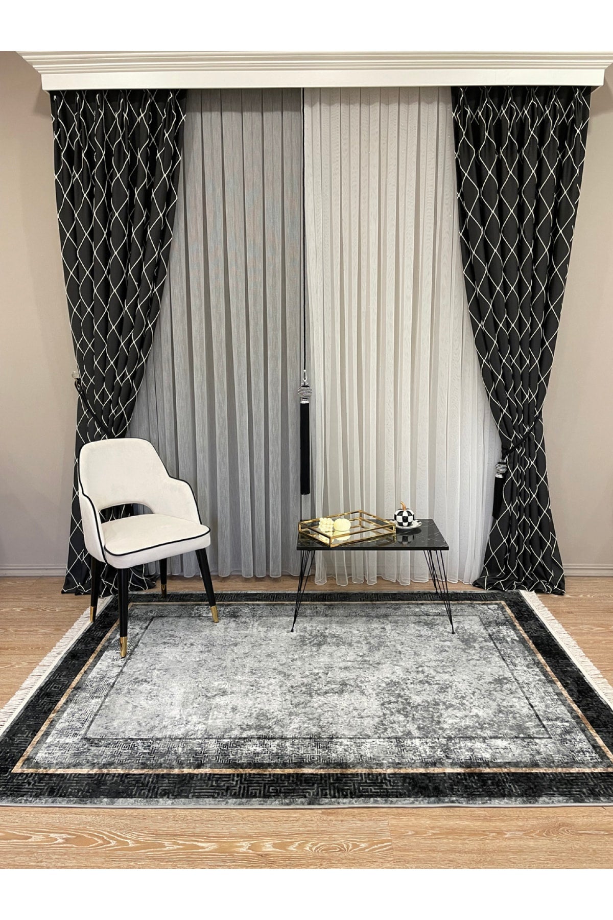 Vilmar Modern Striped Latex Leather Base Fringed Rug - Beige