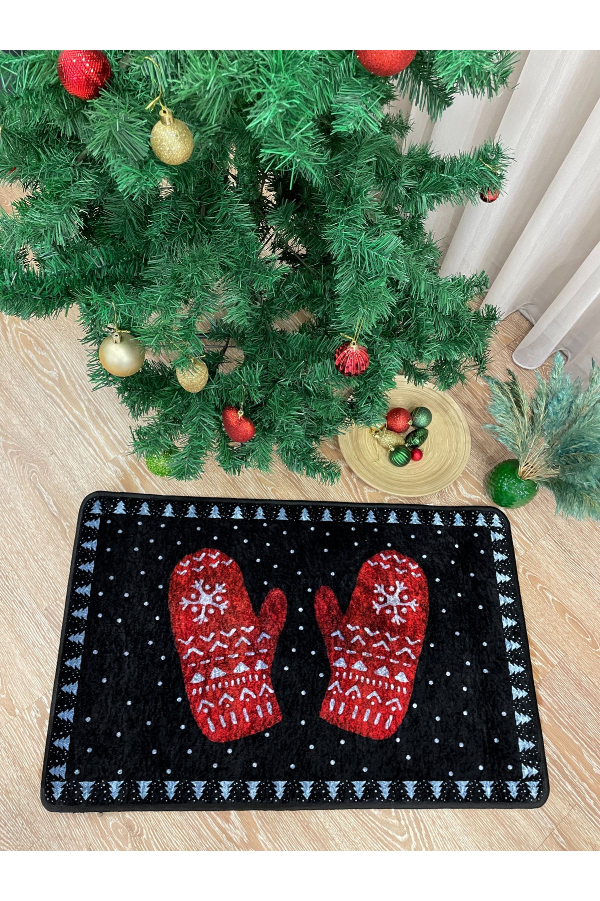 Glove Christmas-Themed Latex Non-Slip Base Doormat (Size 60x90)