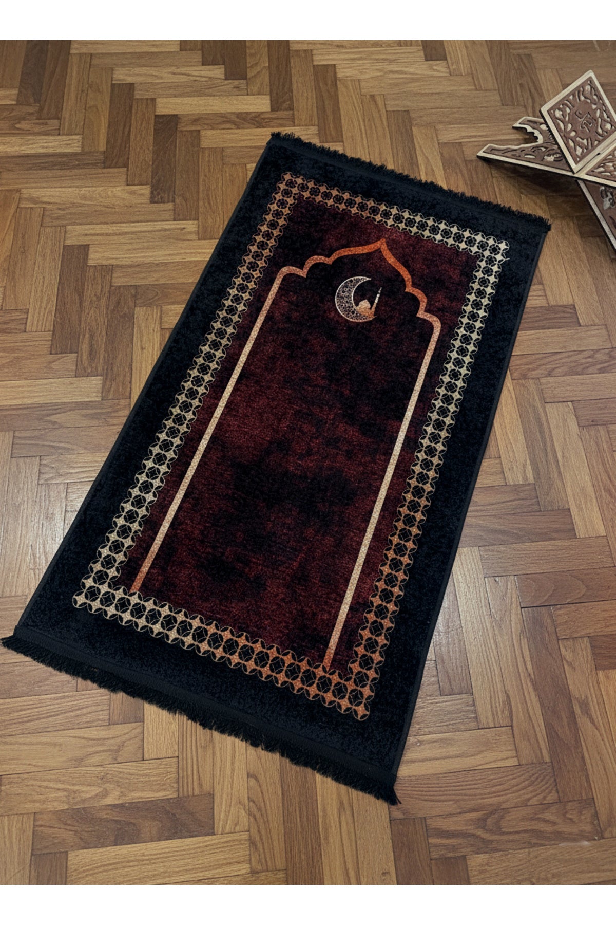 Fringed Prayer Rug Burgundy (Latex Base)