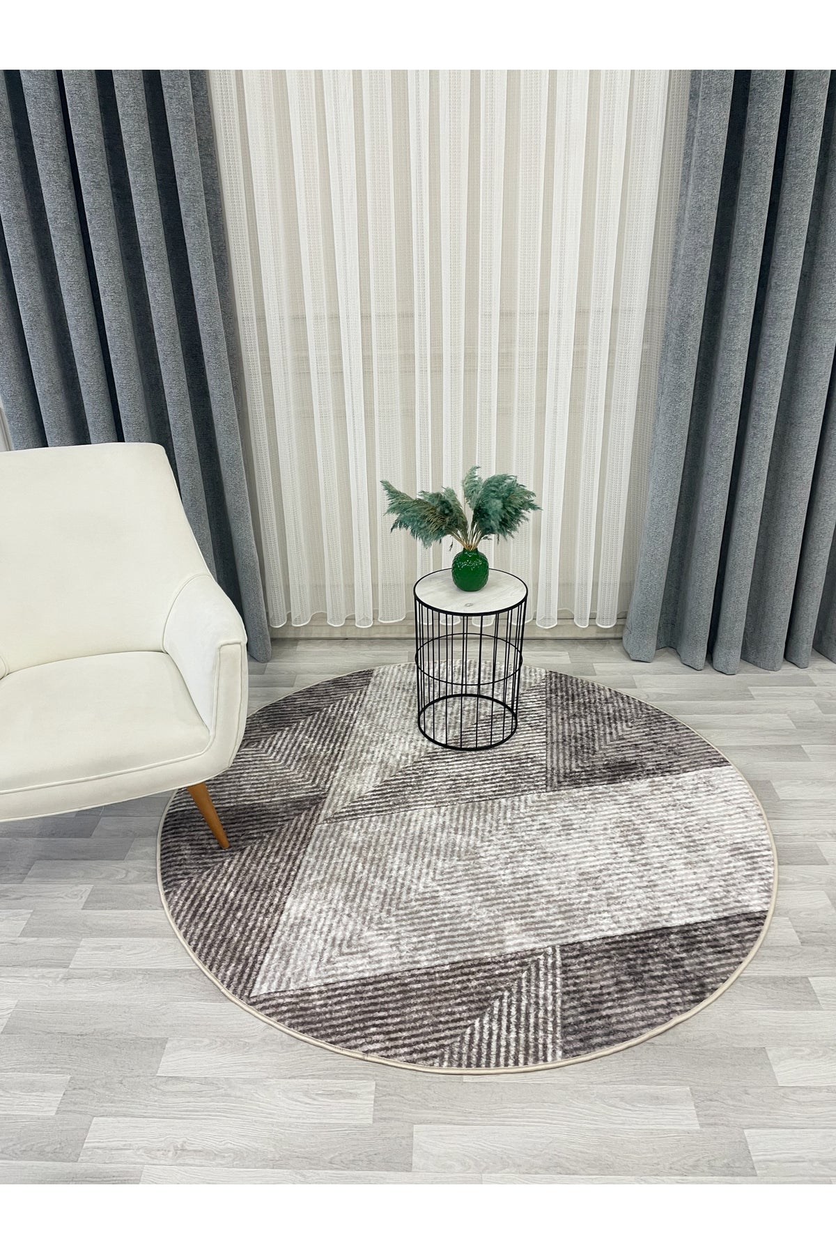 Gray Geometric Pattern Non-Slip Base Runner Rug