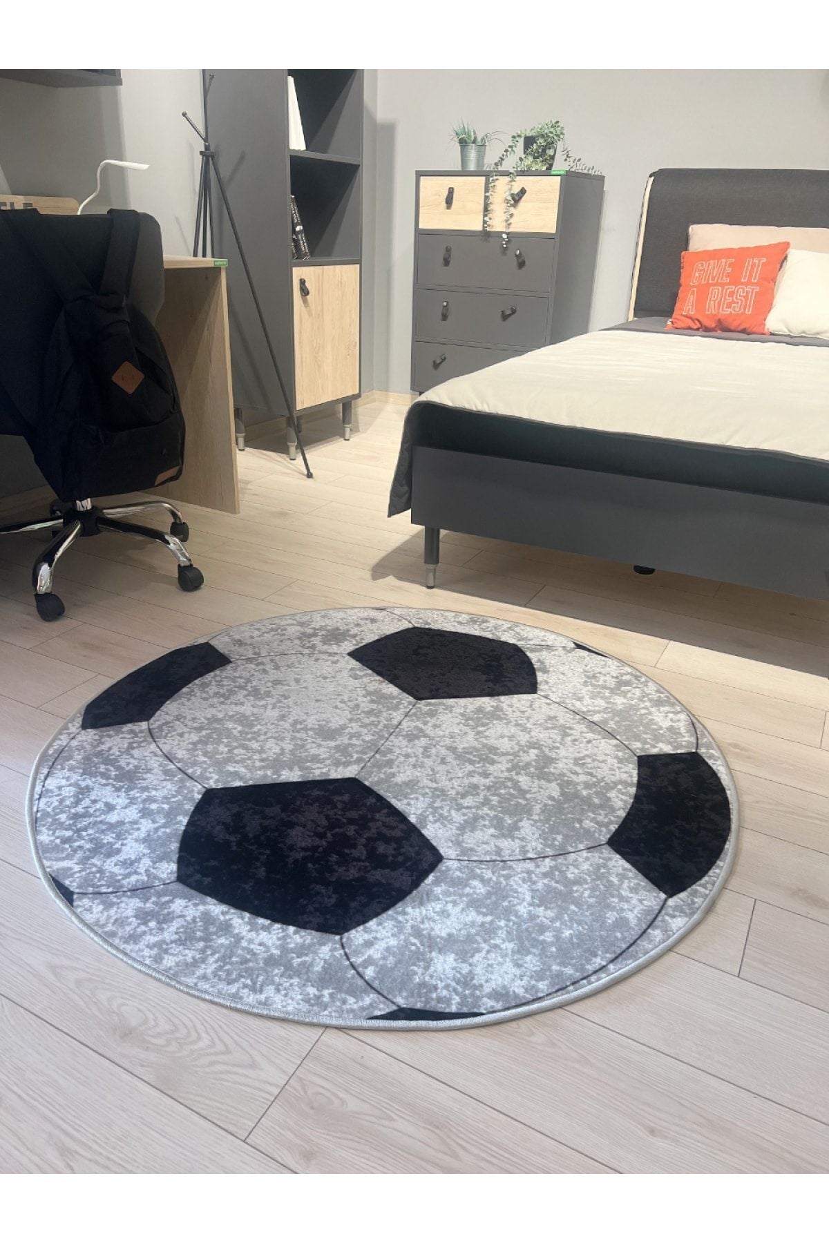 Football Pattern Washable Round Kids & Youth Rug - Gray