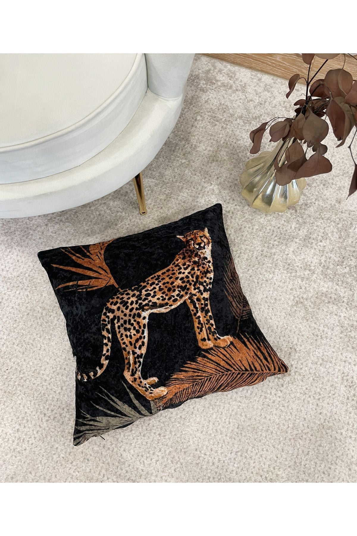 %100 Velvet Patterned Cushion Cover (Black)