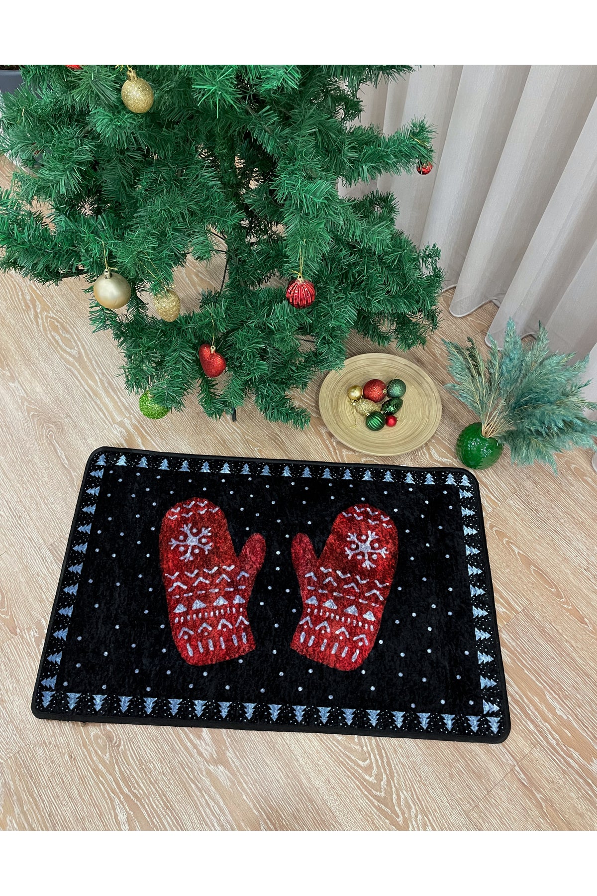 Glove Christmas-Themed Latex Non-Slip Base Doormat (Size 60x90)