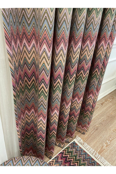 Zigzag Patterned No-Pleat Flat Stitch Extra-Tape Blackout Curtain