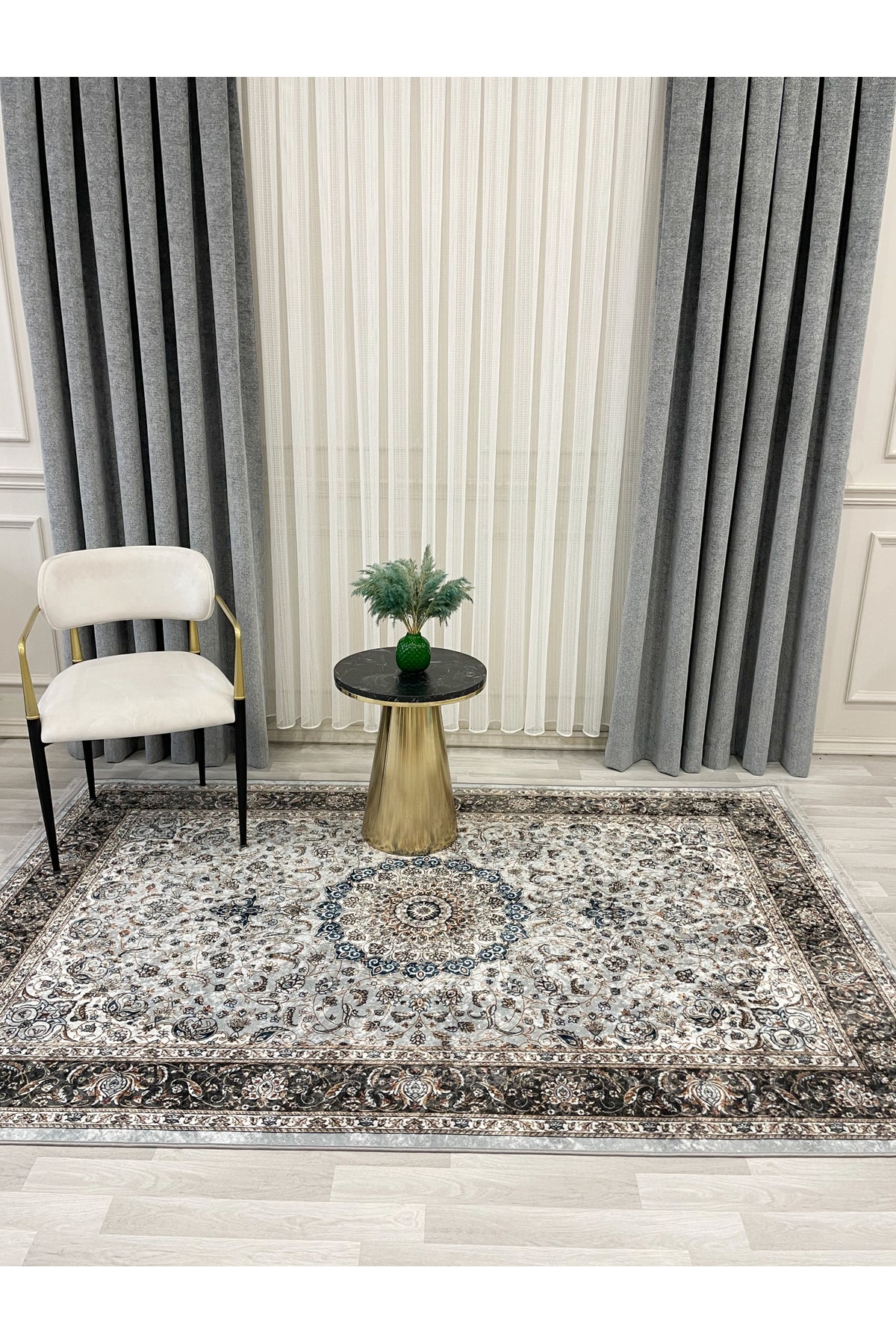 GRAY Traditional Motif FRINGED Classic Non-Slip Base Rug