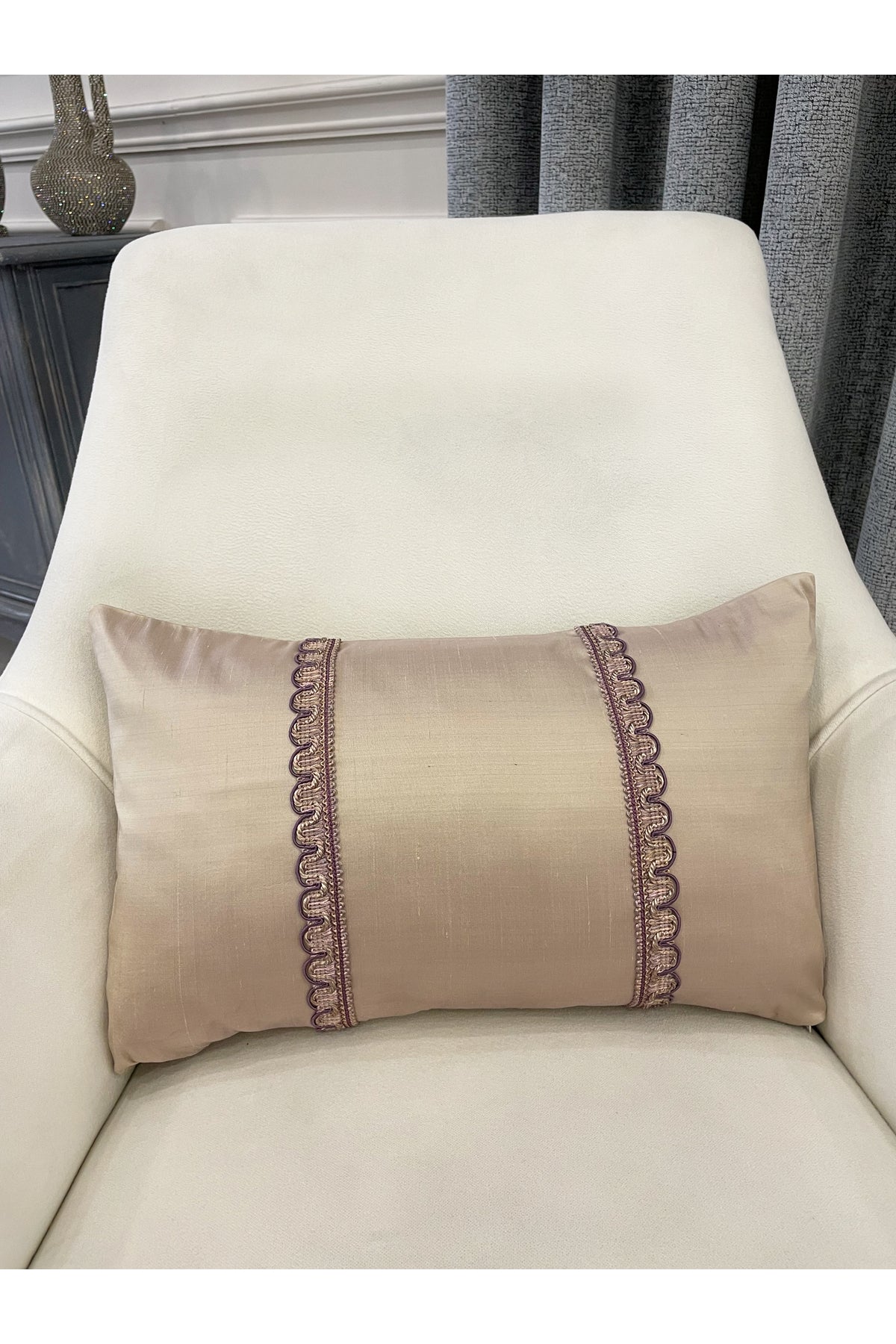 BEIGE/CHICKPEA Color - PURPLE Trim Silk Taffeta Throw Pillow Cover (30X50)