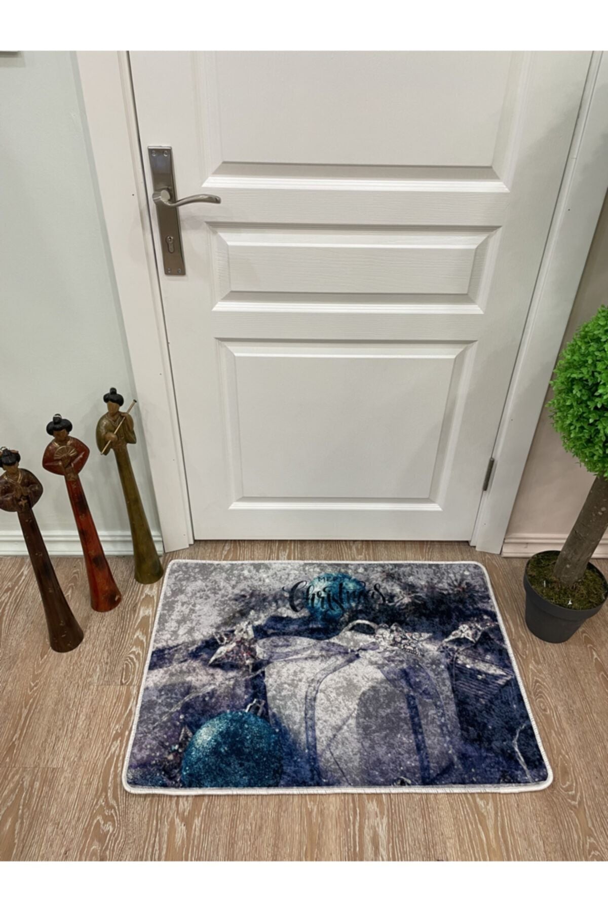 Ice Merry Christmas Holiday Latex-Backed Doormat (Size 60x90)