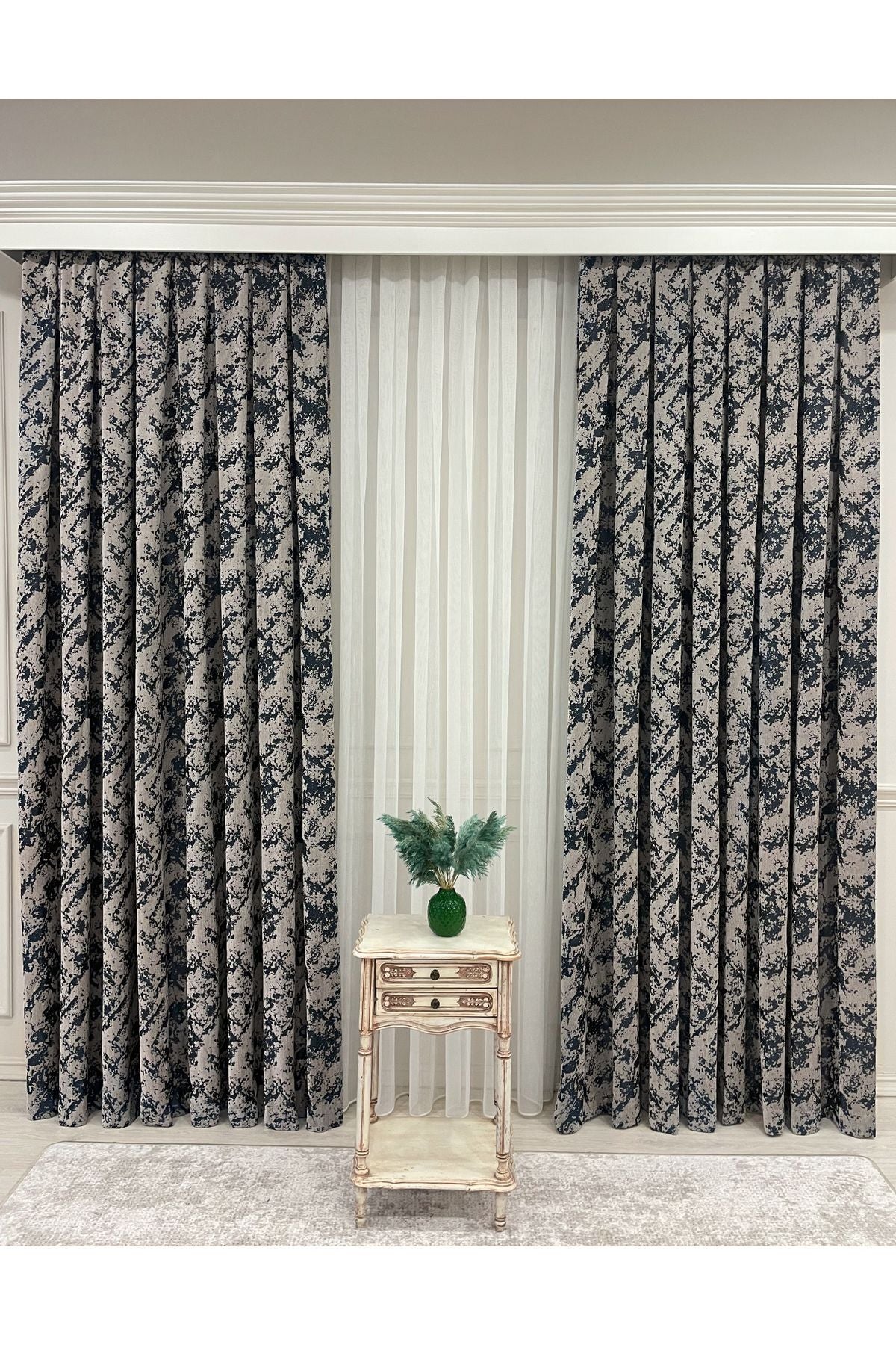 Brown-Navy Blue Chenille Pattern Jacquard 1/3 Dense Pleated Jacquard Blackout Curtain