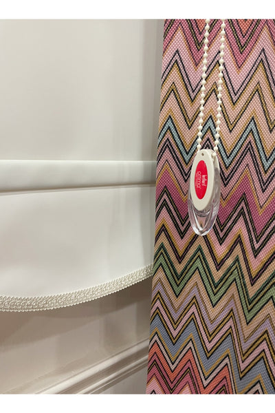 Imported Heavy-Weight Fabric Roller Blind with Scalloped Hem - Ecru Cream