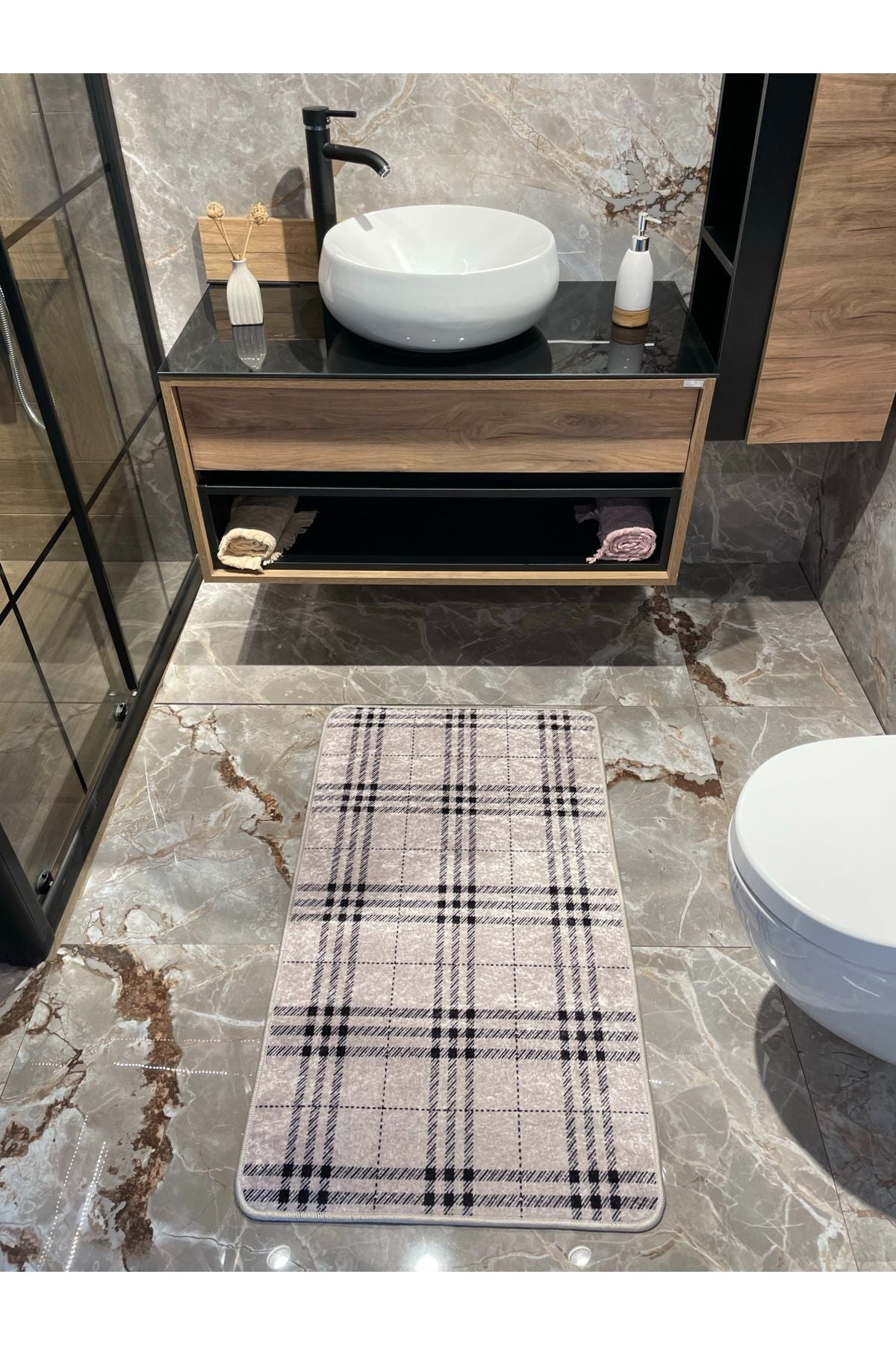 Single Checkered Pattern Bathroom Mat - Beige (60X100 Size)