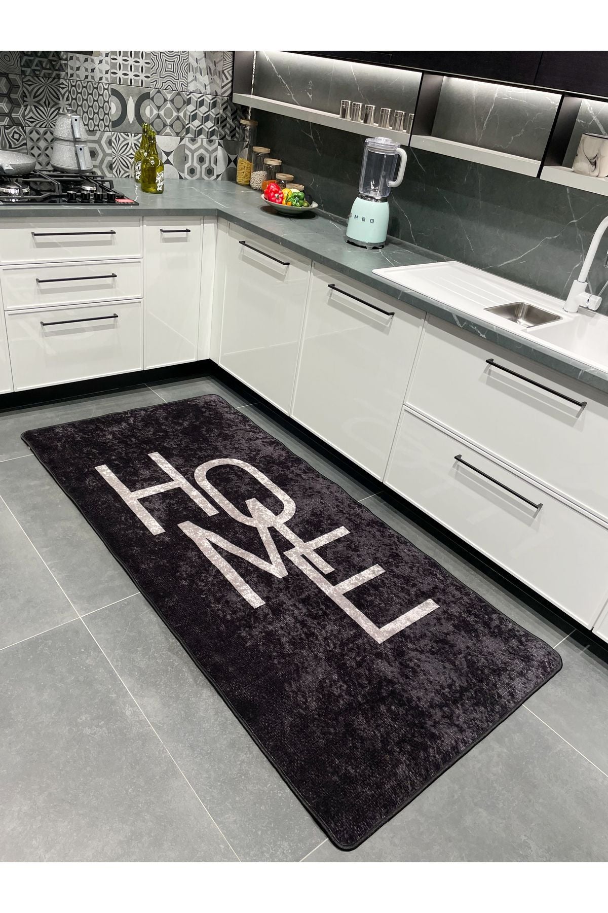 Home Yazılı Düz Mutfak Halısı - SİYAH