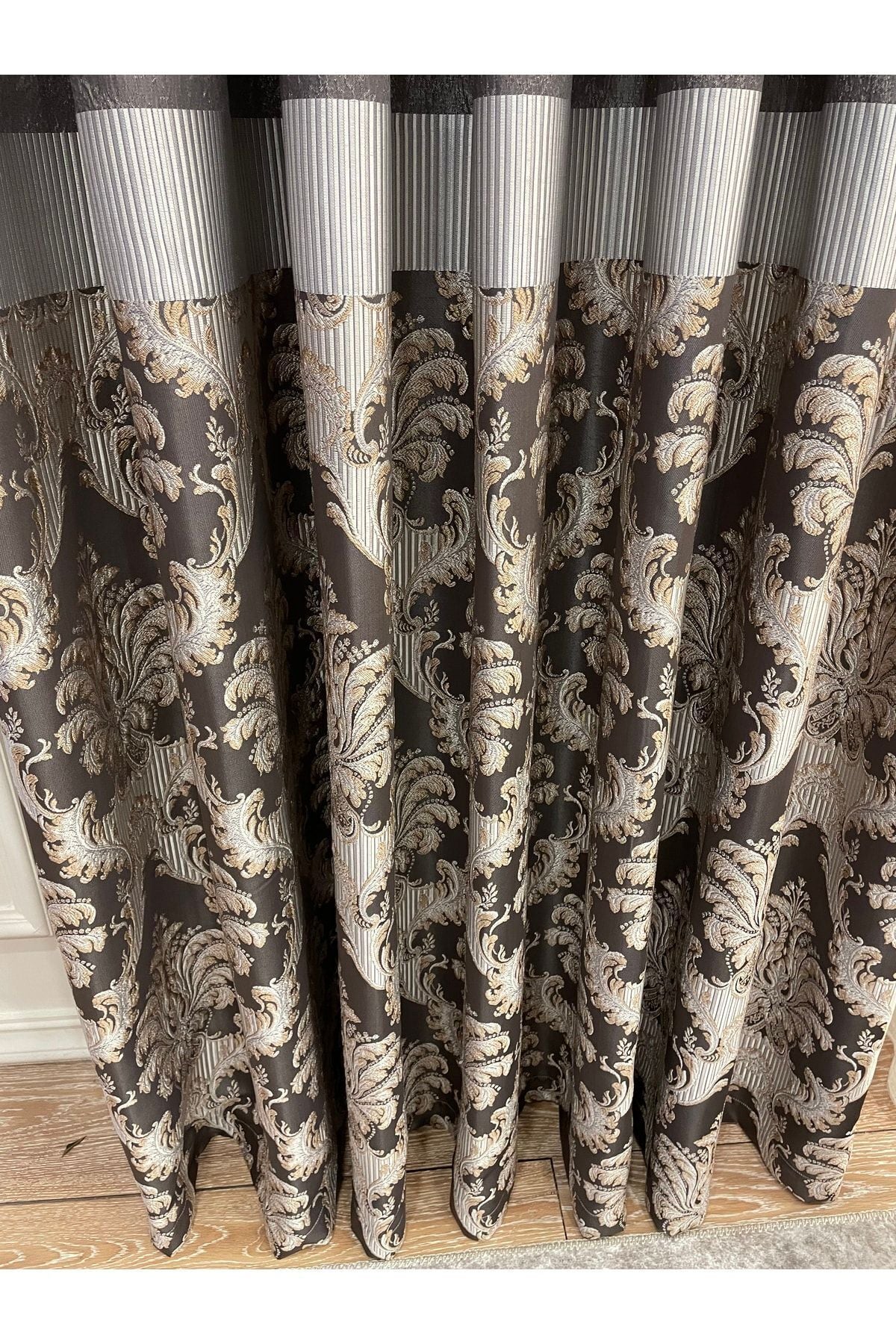 Gray Brown Damask Pattern Jacquard 1/3 Tight Pleat Jacquard Blackout Curtain