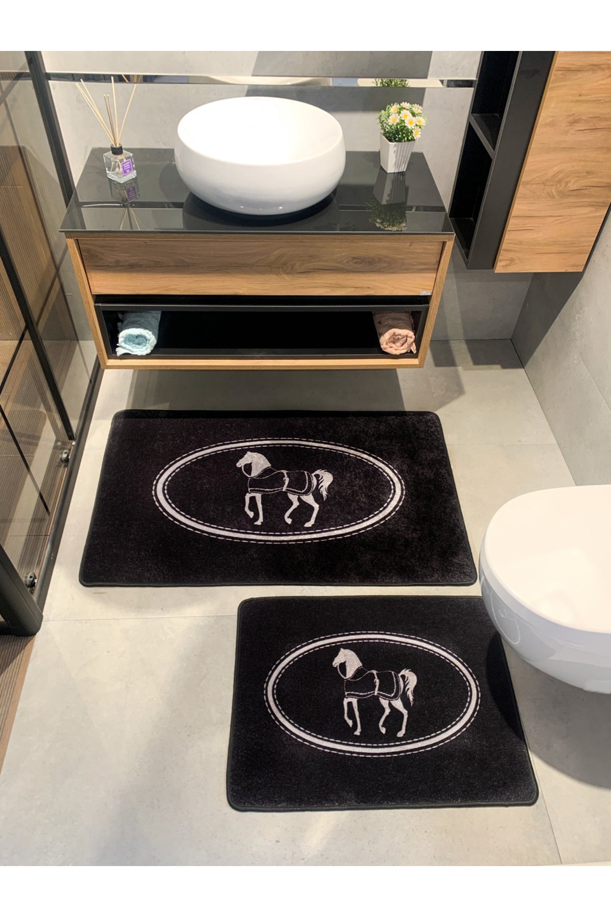 Black Horse Pattern 2-Piece Leather Base Bathroom Mat Set (60x100 - 60x50)