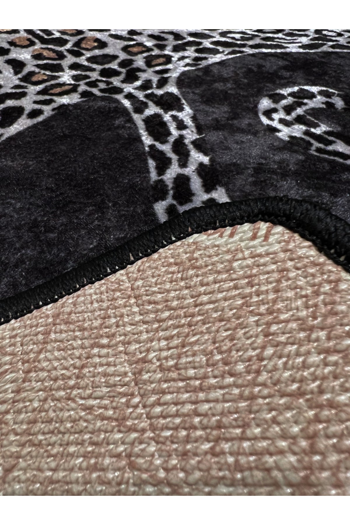 Leopard Pattern Washable 80x120 Single Bath Mat - Black