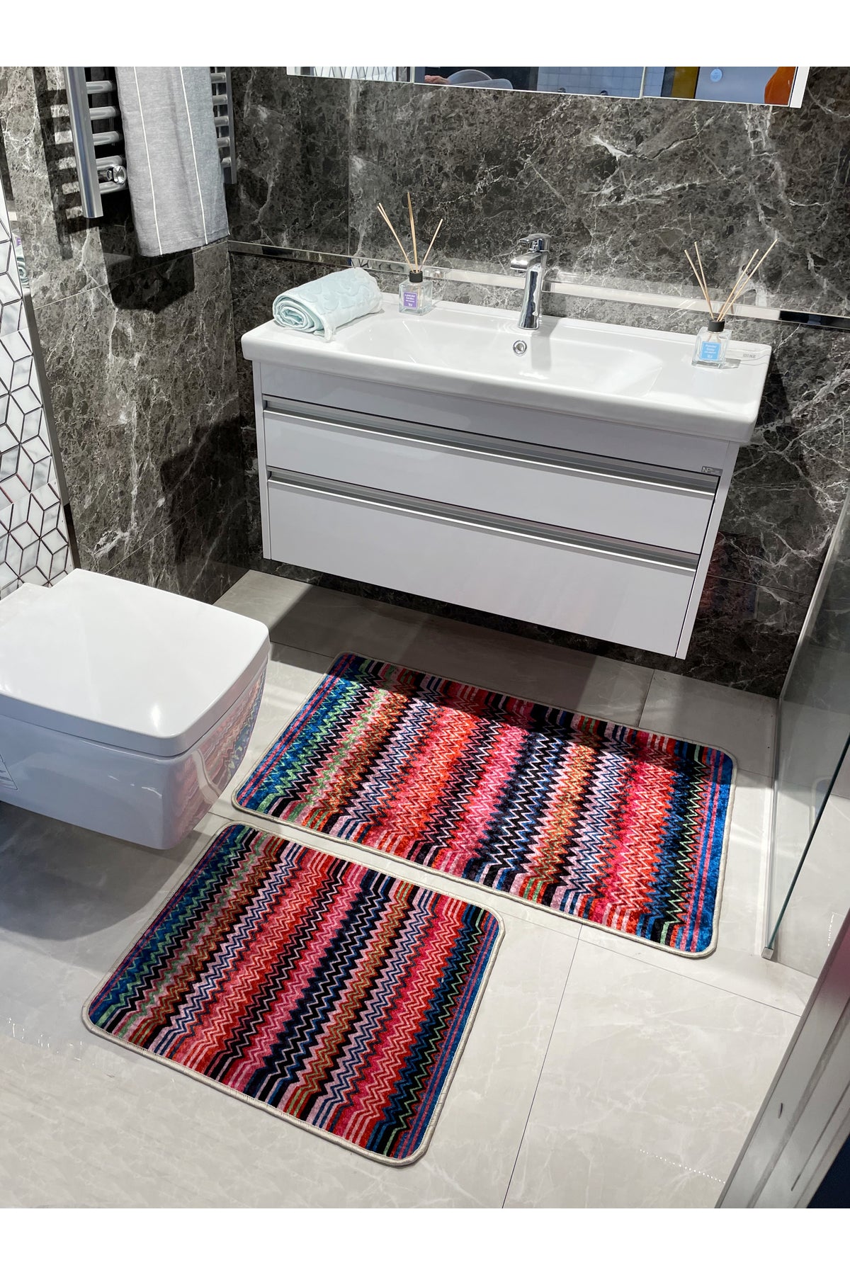 Zigzag Patterned 2-Piece Leather Base Bathroom Mat Set (60x100 - 60x50)