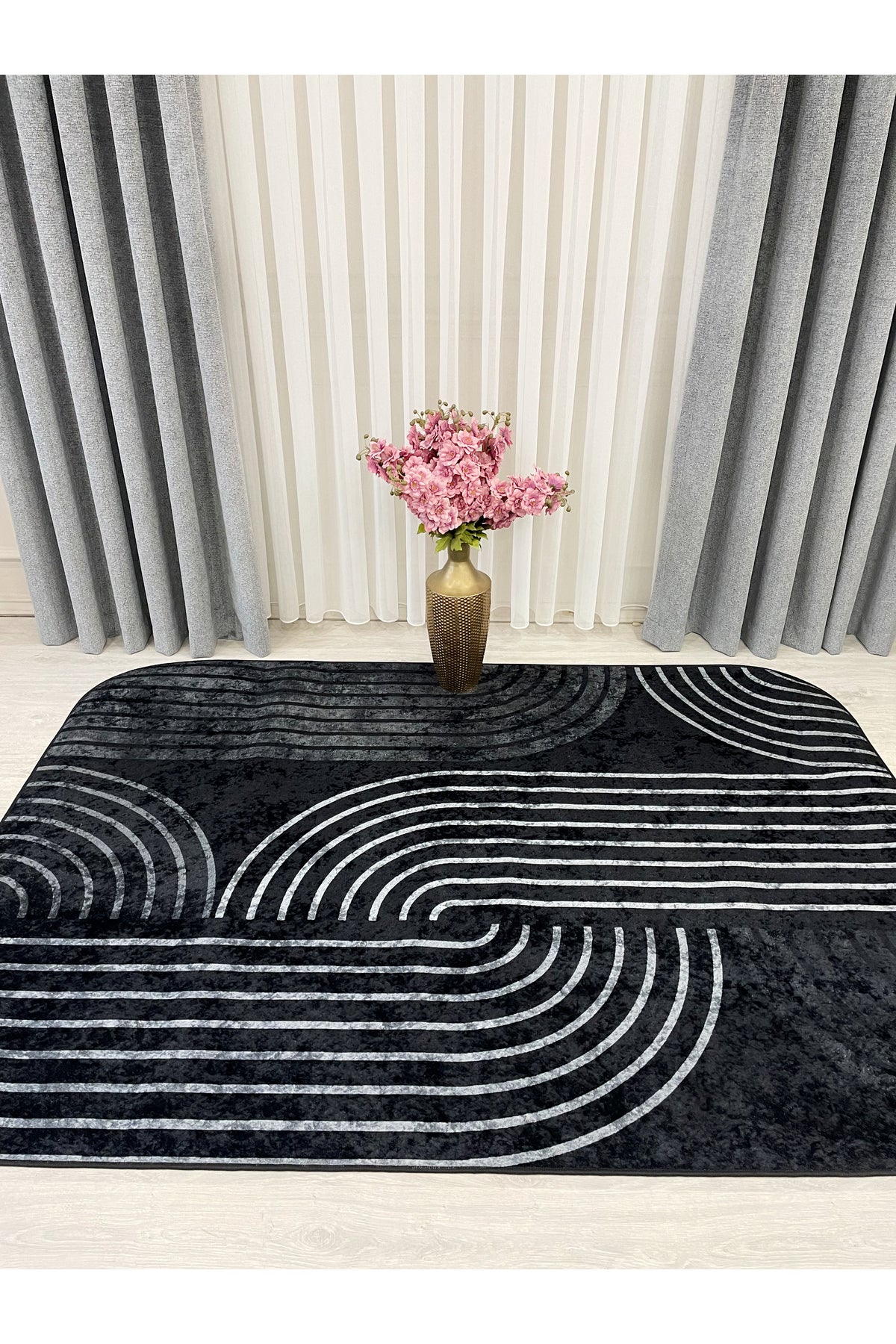 Beige Scandinavian Style Latex Non-Slip Base Rug