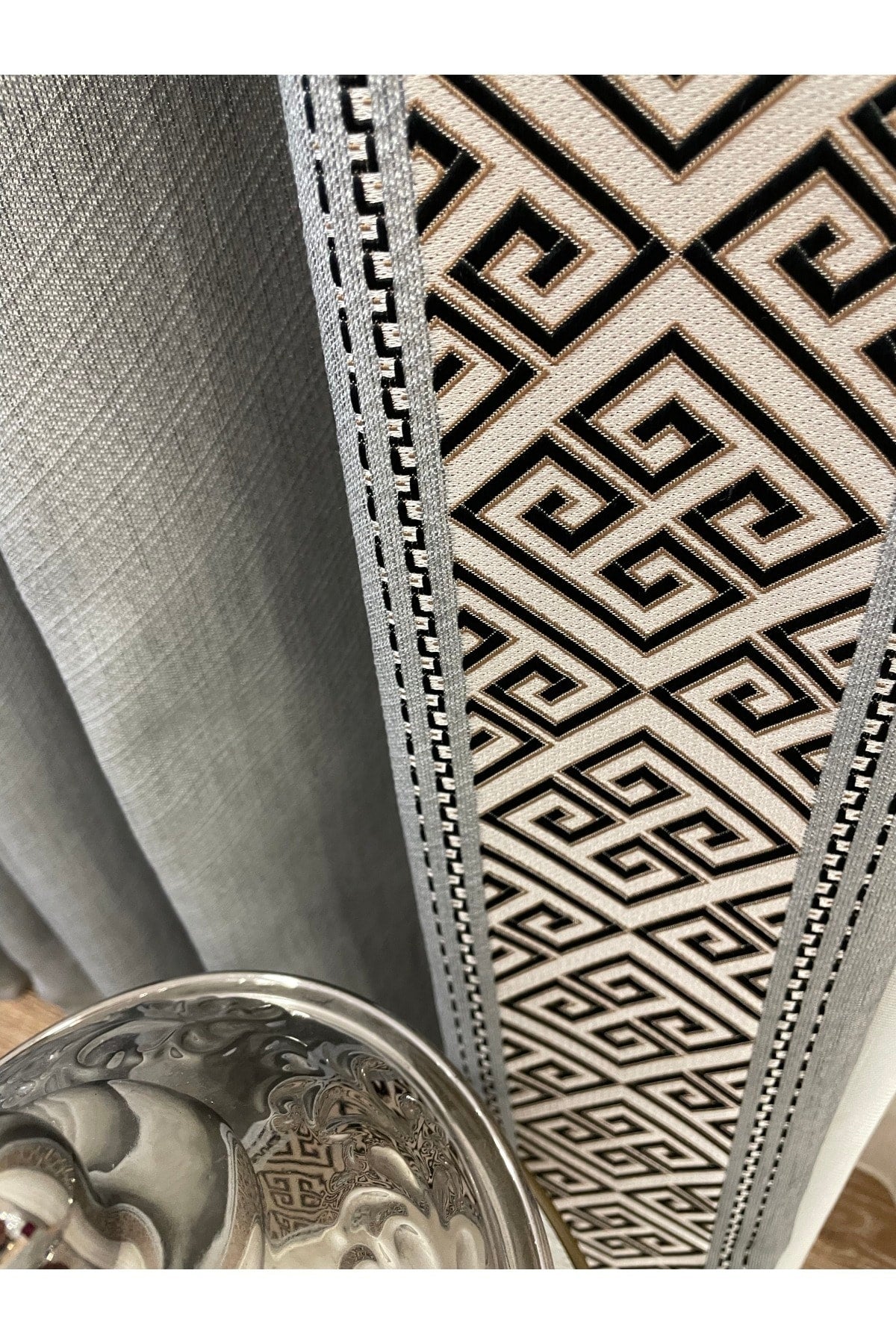 Jacquard 1/3 Dense Pleat Bordered Panel Print Blackout Curtain - Light Gray