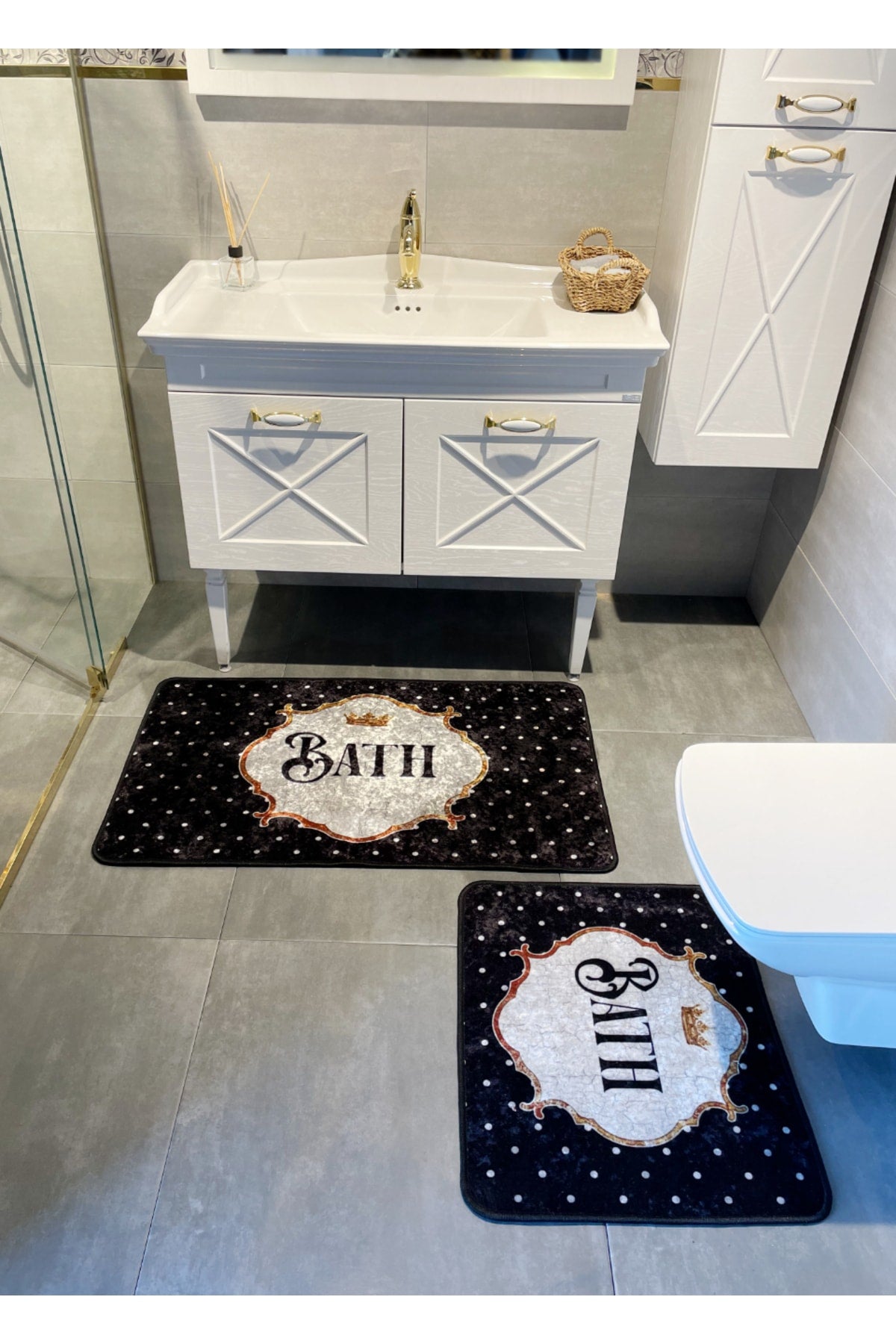 Bath Slogan Polka Dot Single Bathroom Mat (Size 80x120)