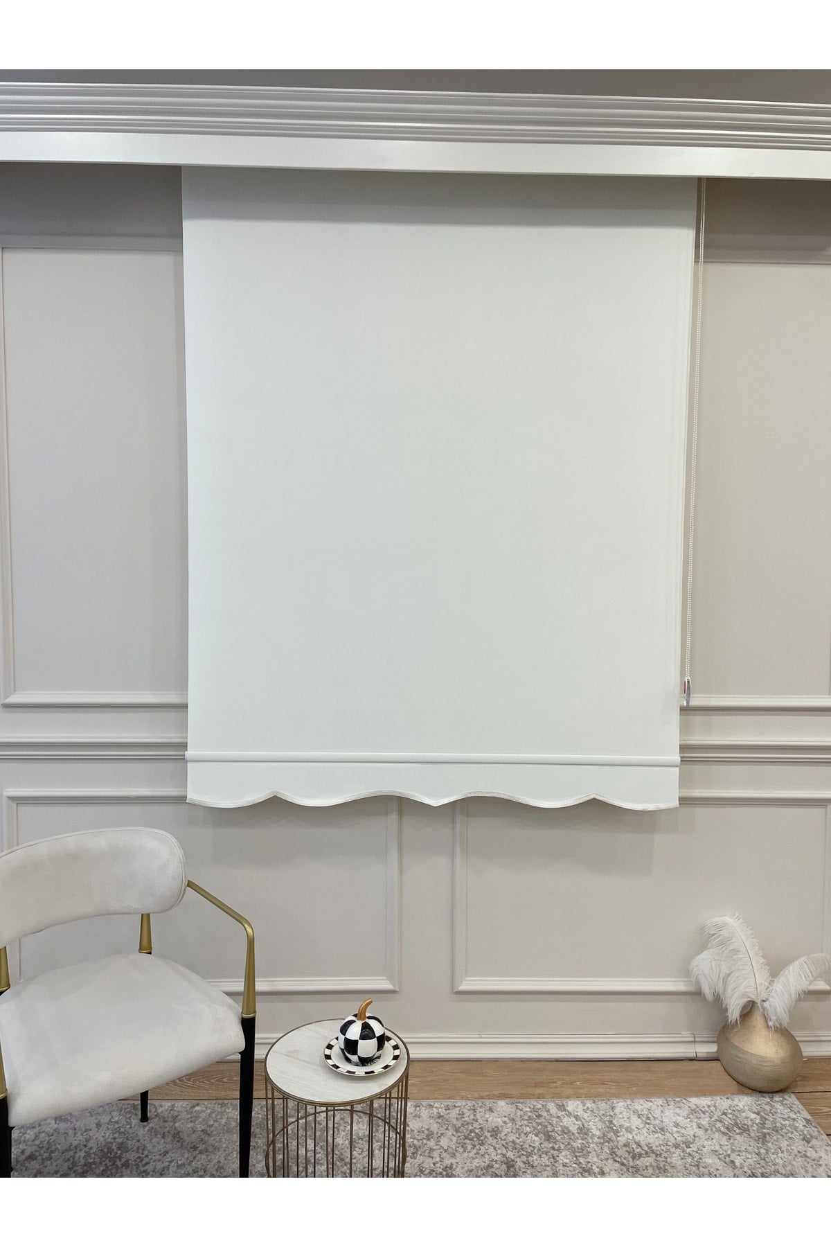 Imported Heavy-Weight Fabric Roller Blind with Scalloped Hem - Ecru Cream