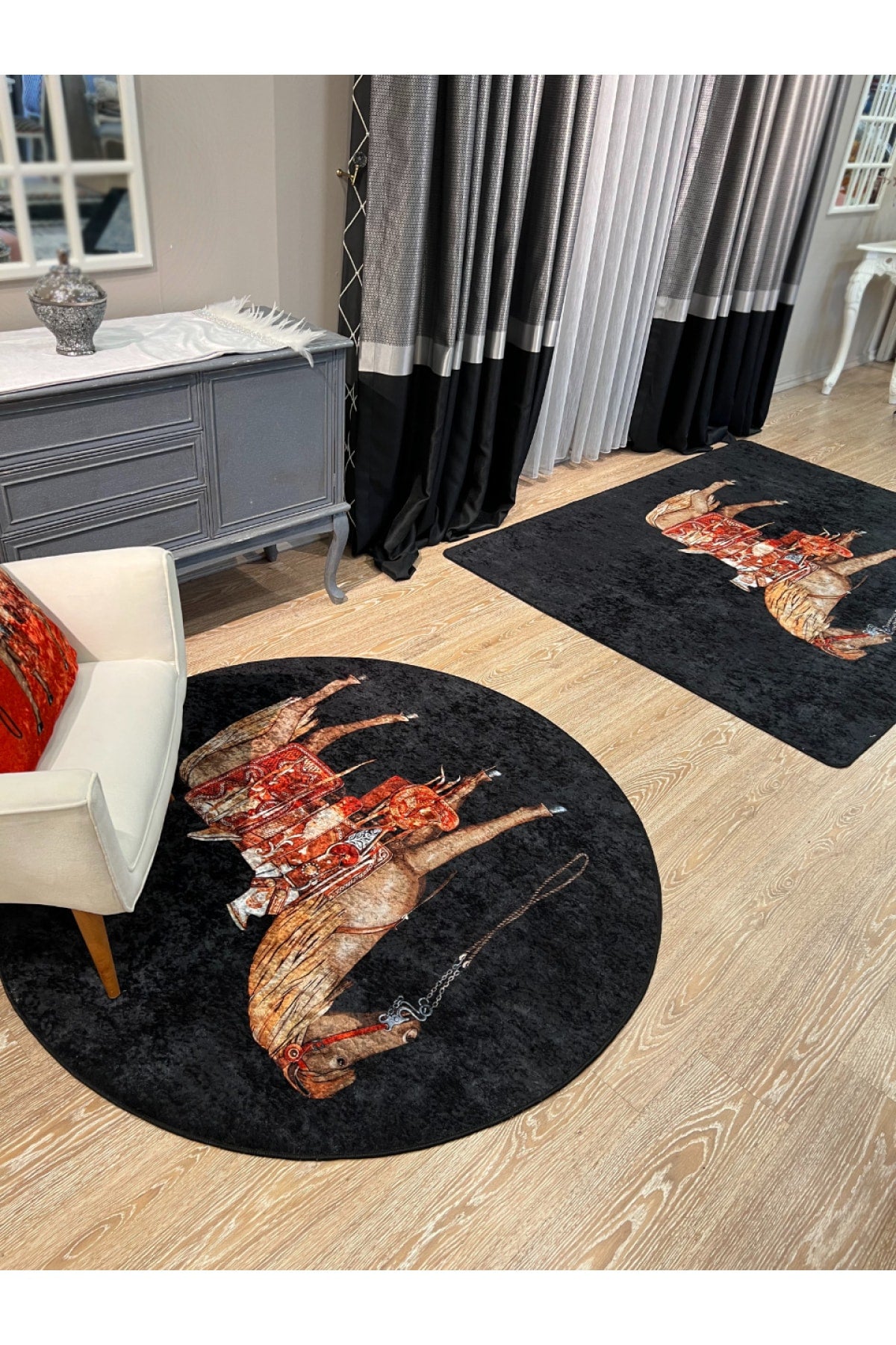 Horse Pattern Latex-Backed Round Rug