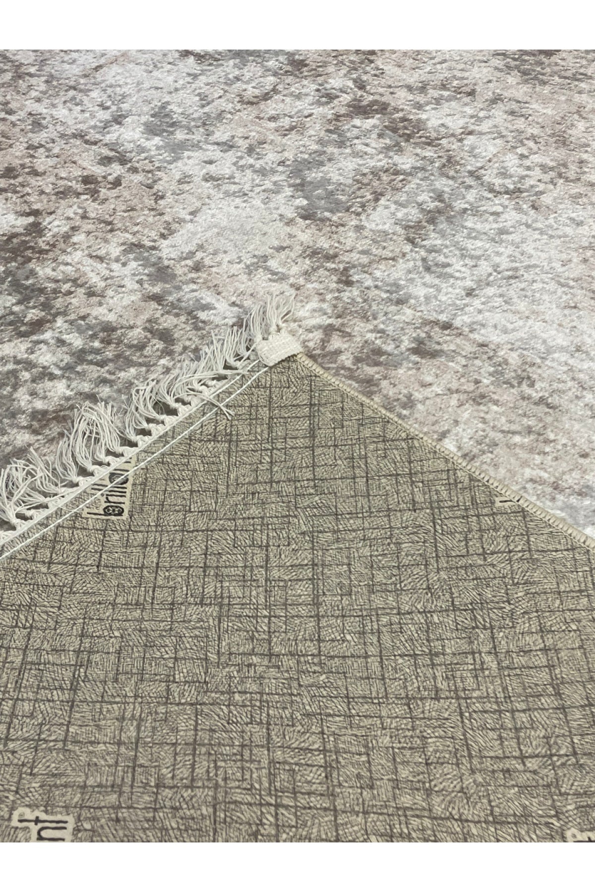 Vilmar Modern Striped Latex Leather Base Fringed Rug - Beige