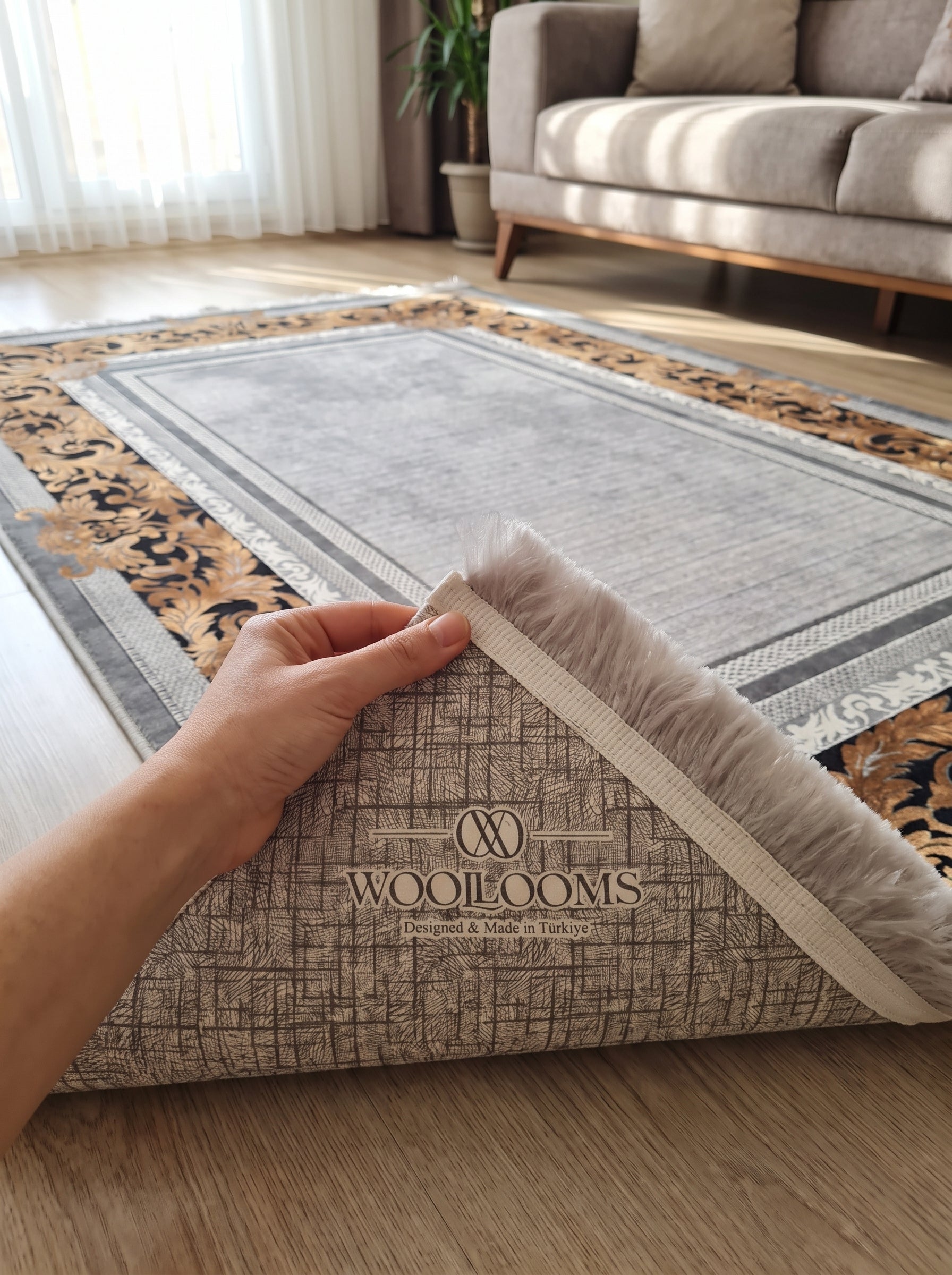 Washable Printed Montana Rug - Elegant Baroque Border Style